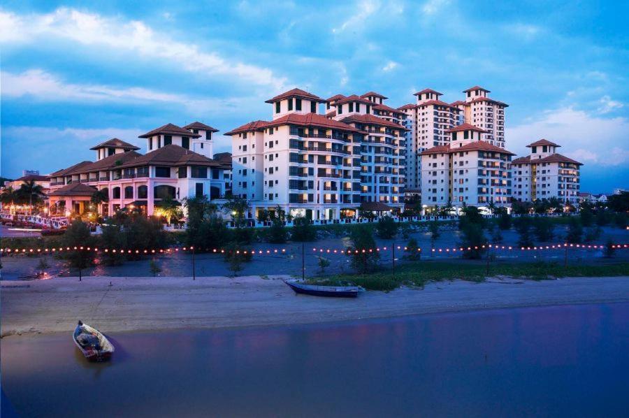Alza Mahkota Hotel Melaka Malacca Exterior foto