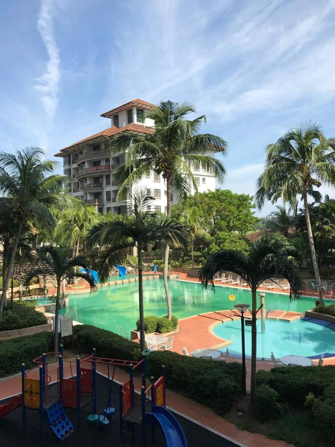 Alza Mahkota Hotel Melaka Malacca Exterior foto